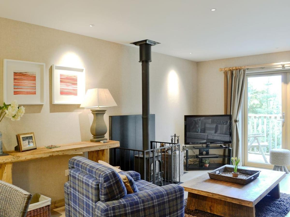 Ness Castle Lodges Inverness Bagian luar foto